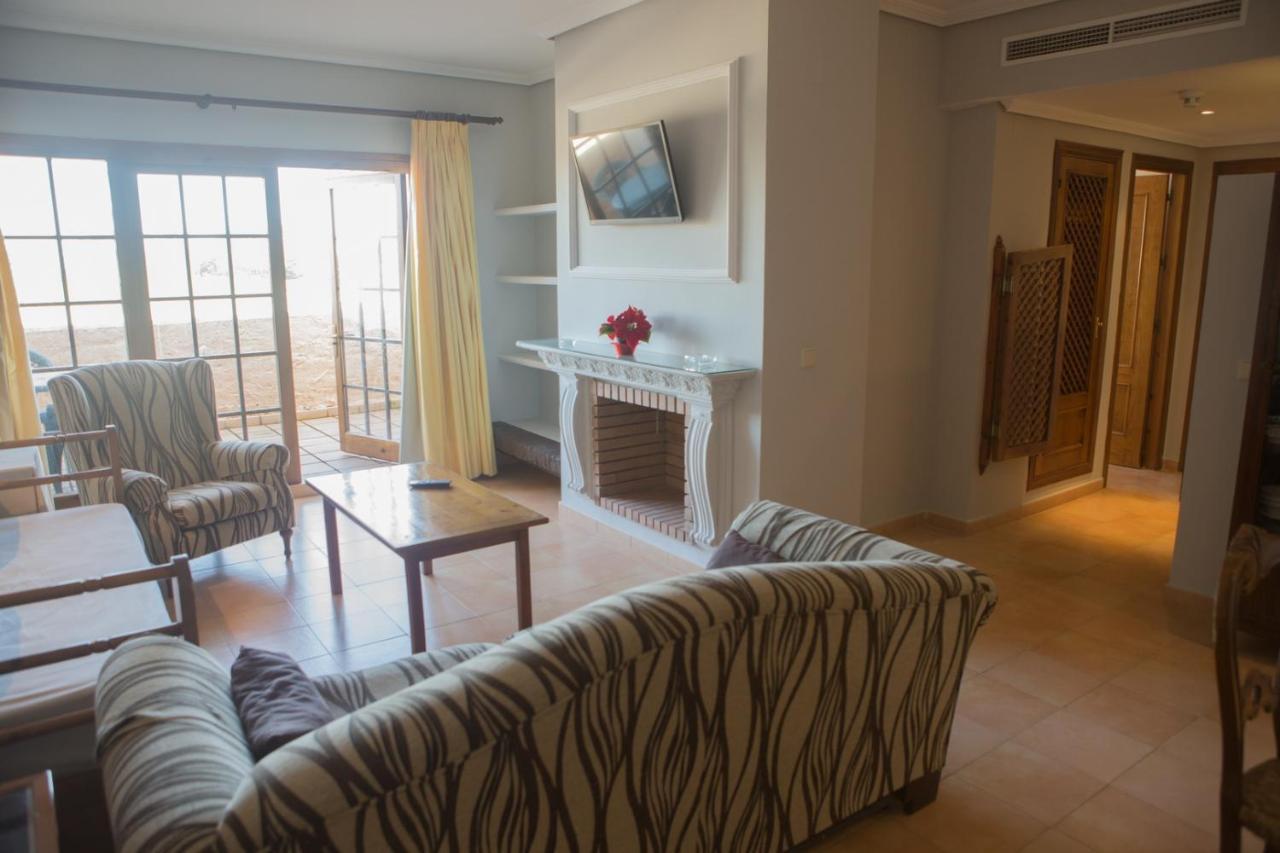 Apartamentos Turisticos Bahia Sur サン・フェルナンド エクステリア 写真